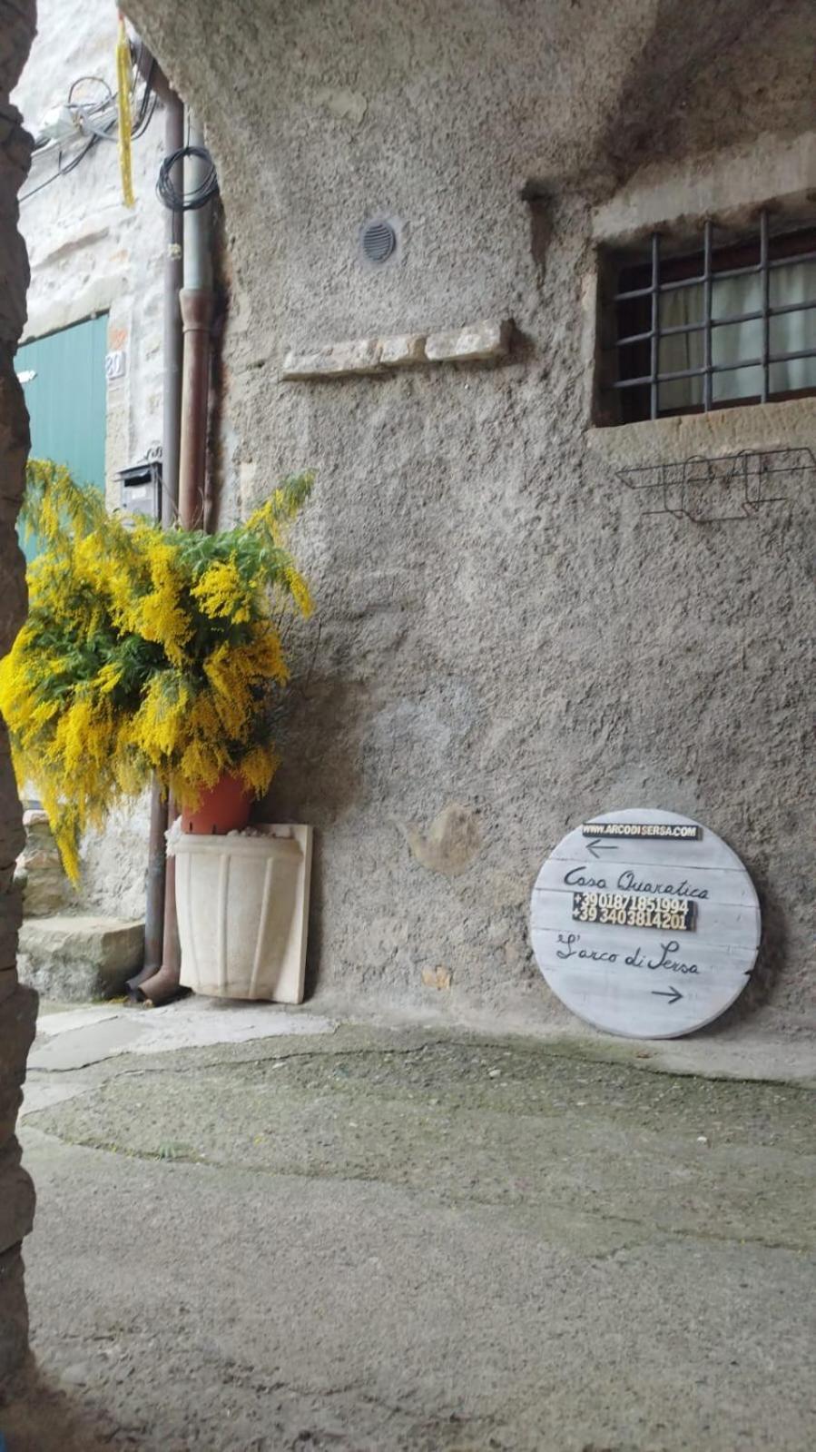 l'arco di Sersa Riccò del Golfo di Spezia Esterno foto